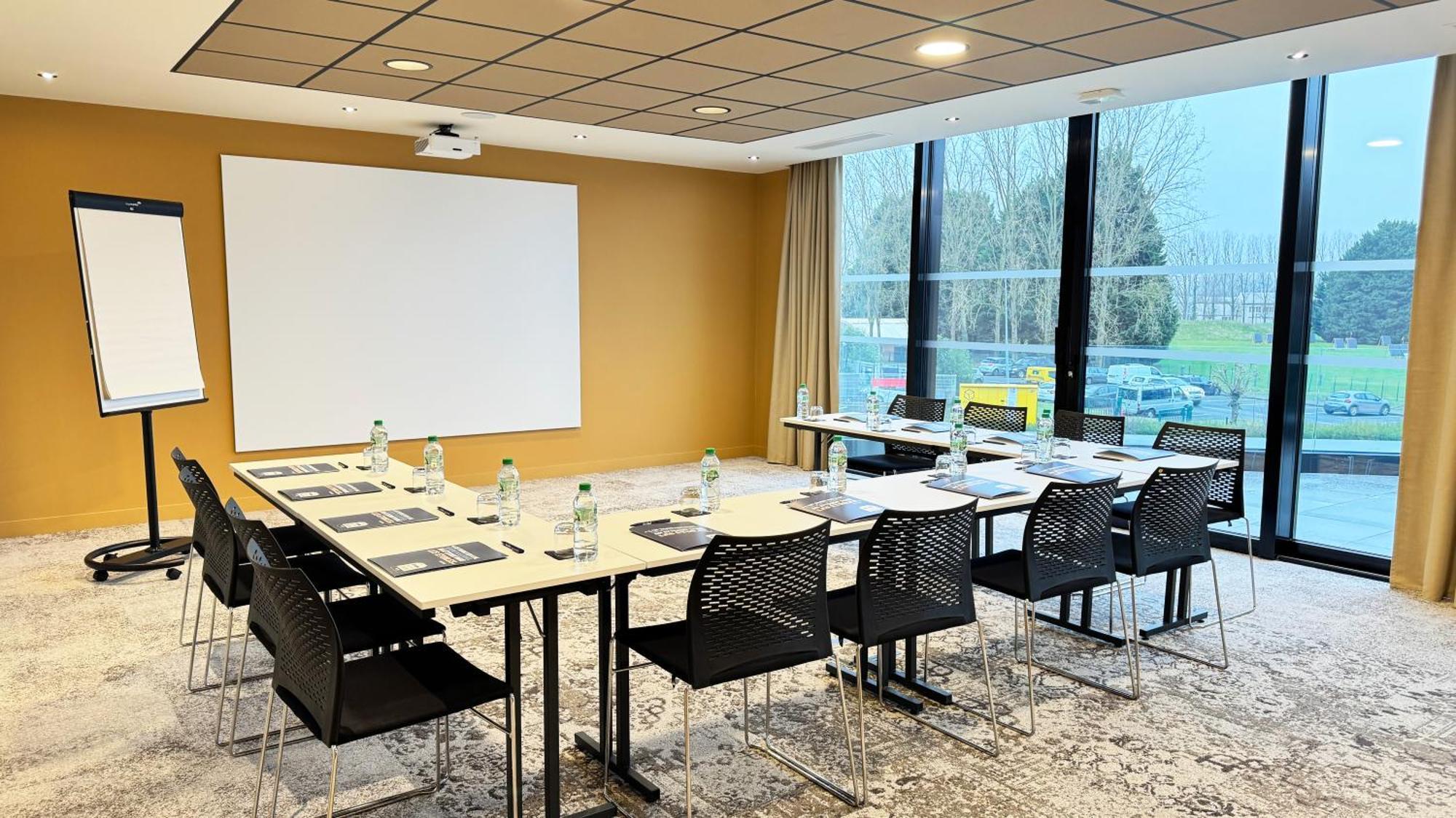 Jaux Kyriad Prestige Compiegne מראה חיצוני תמונה