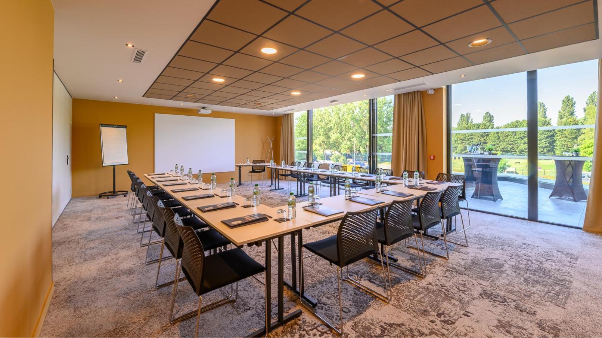 Jaux Kyriad Prestige Compiegne מראה חיצוני תמונה